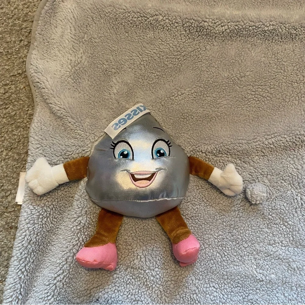 Hershey’s Chocolate World Kiss Plush Blanket Nap Baby Kids Gray Stuffed Animal